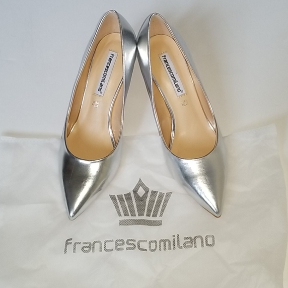 Elegant Silver Italian Leather Heels - Picture 6 of 6